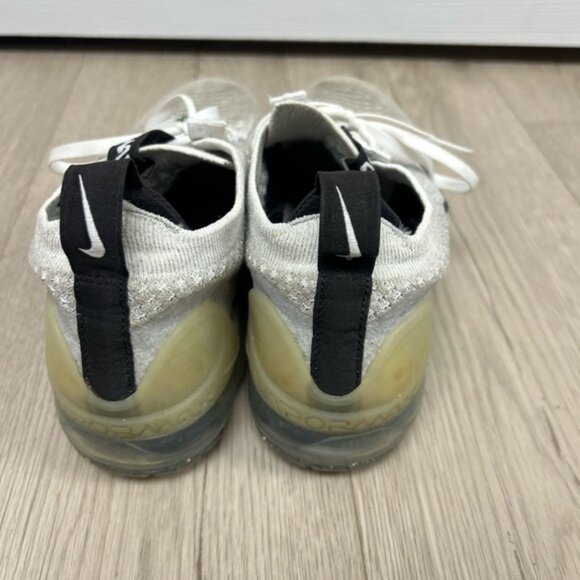 Nike Air VaporMax 2021 FK White & Black Sneakers - Picture 3 of 5